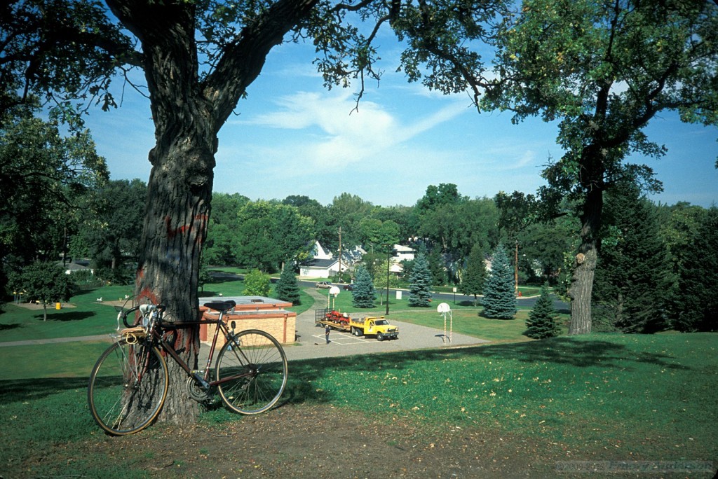 1994 Photo by Emory Anderson.